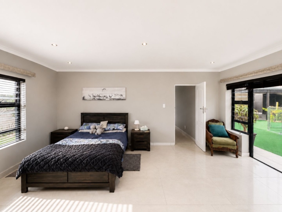 4 Bedroom Property for Sale in Flamingo Vlei Western Cape